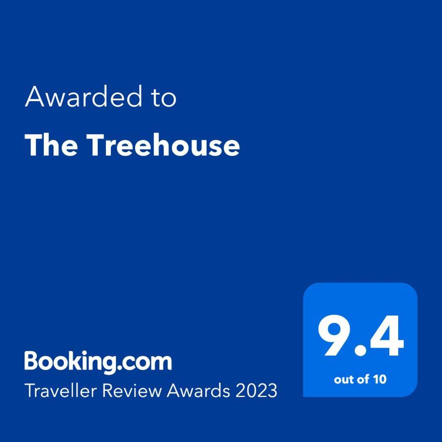 The Treehouse Apartment Sankt Petersburg Exterior foto